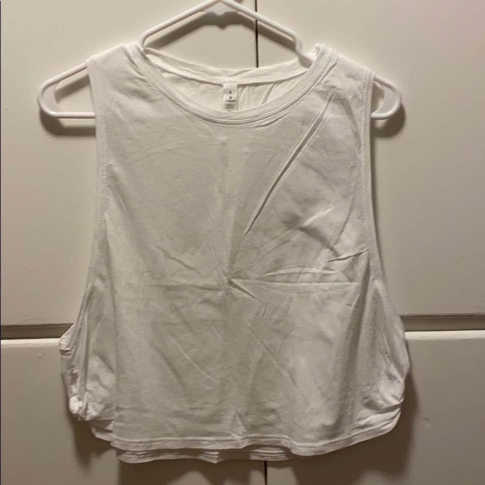 Lululemon white cropped tank